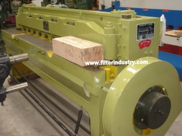 Thick plate shearing machine