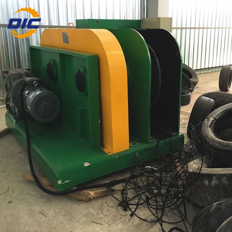 Double hook recycling waste tyre steel wire extractor