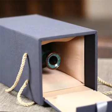 Customized wine packaging gift box