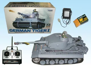 1:16 R/C BATTLE TANK  W/SOUNDS &amp; SMOKE