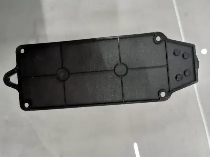Rubber Three Way Sockets in Cheap Design