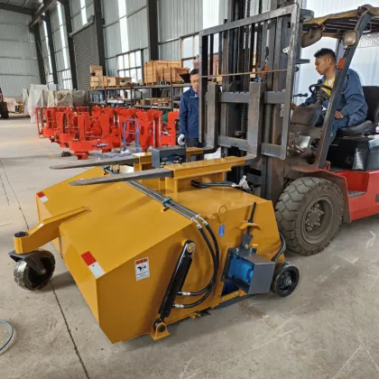 High Quality Multi-functional Road Sweeper with Sprinkler System