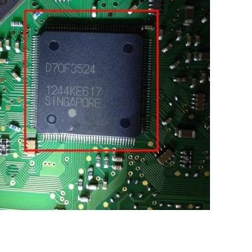 D70F3524 Car Computer Board Auto ECU Repair Renewable IC