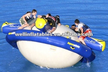 New design inflatable rock/ inflatable water games for adults