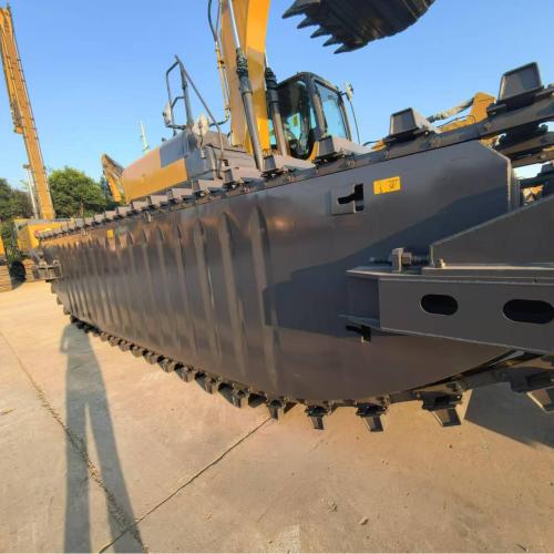 Надзейны патрыманы экскаватар-амфібія XE215S