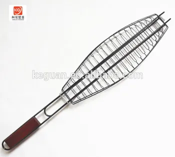 B-019 hot sale high quality wooden handle fish design stainless steel non-sticky bbq grill