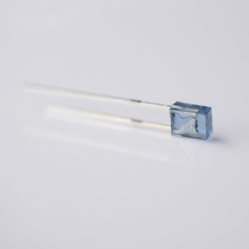 2 × 3 × 4mm Rectangle Carré 940nm LED Lentille Bleue