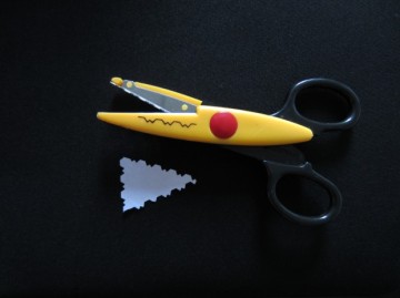 paper edgers,big(6.25inches),small(5.5inches)