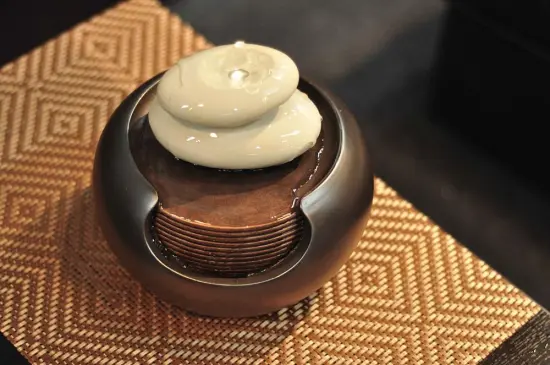 Table Fountain  Wired 2 Layers Smooth Stones