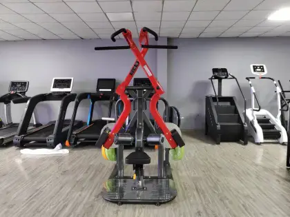 Factory Strength Gym Equipment: Plate Loaded Lat Pulldown & Cross Pull Back Machines