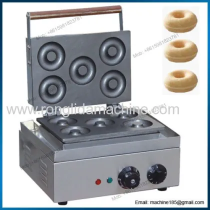 Donuts Baker Machine With 5 Donuts 