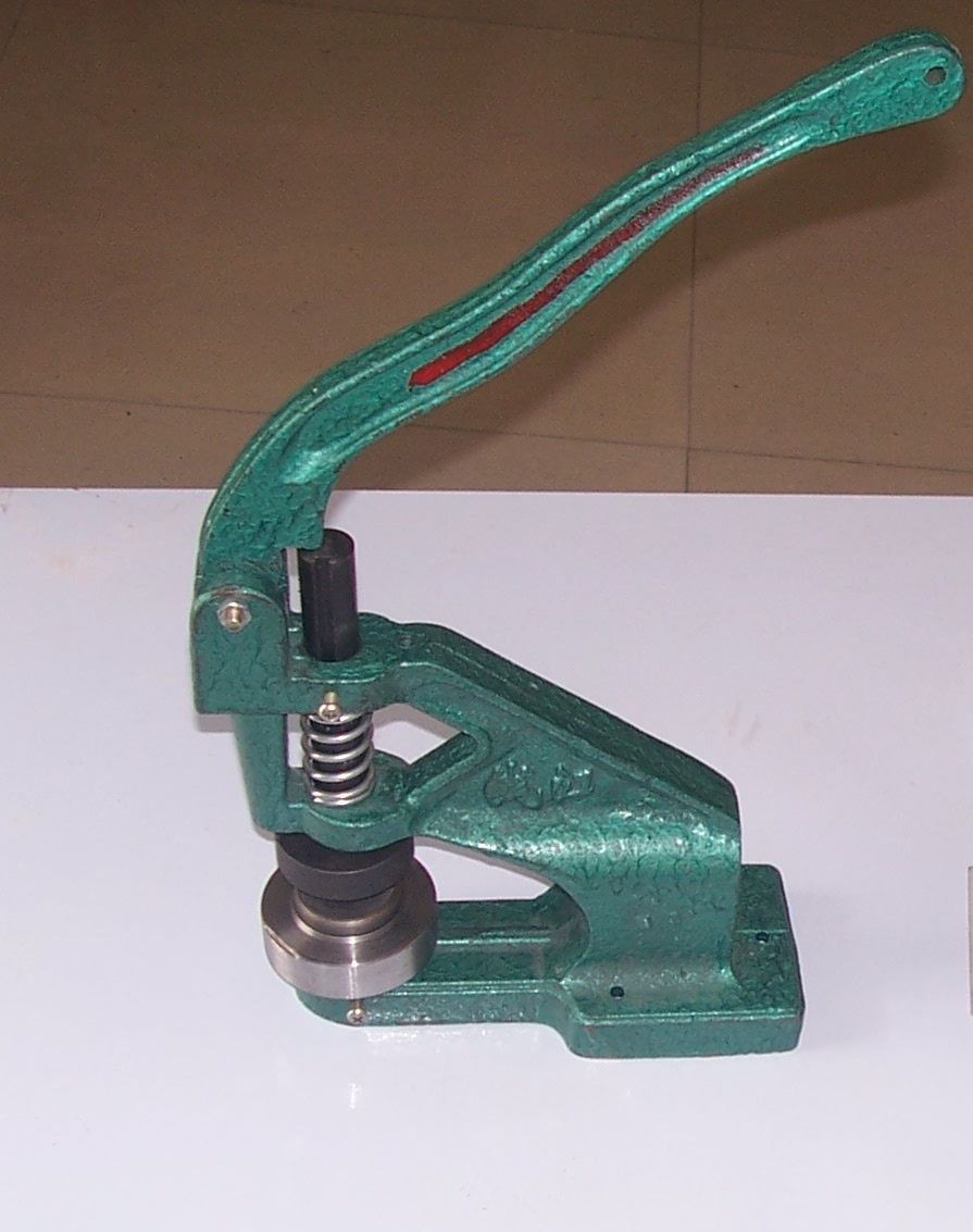 Manual Riveting Ring Machine
