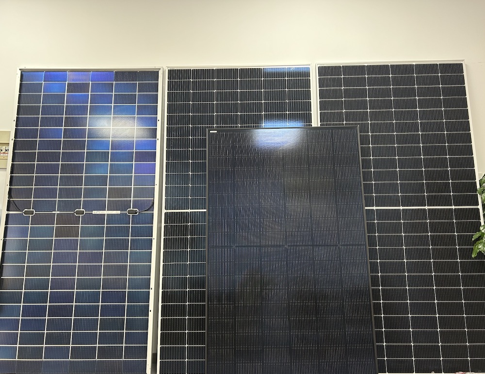 Solar Panel Manufacturers