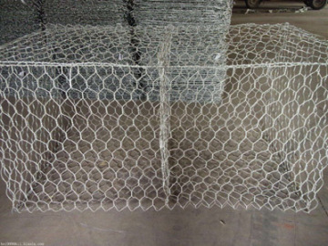 Hexagonal wire mesh mattress