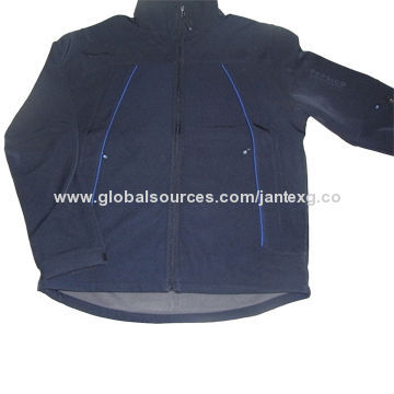Solid Color Softshell Jacket with Stand Collar, Contrast Piping, Made of 100% Polyester, Keep Warm