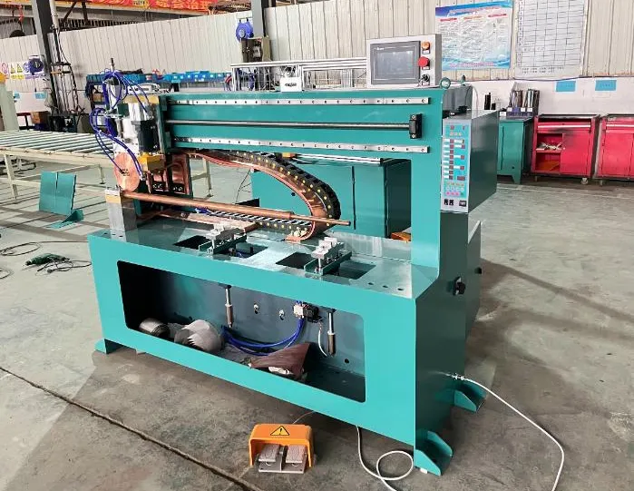 Customized Medium Frequency Inverter Seam Welding Filter Mesh Welder Machine