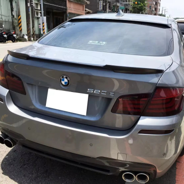 BMW 5-seria F10 M4 Tylna włókno węglowe spoiler Trunk dla 530i 535i
