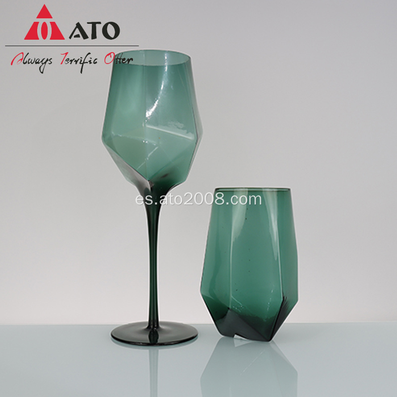 Glasse de vino de diamante de cristal verde de cristal verde hecho a mano