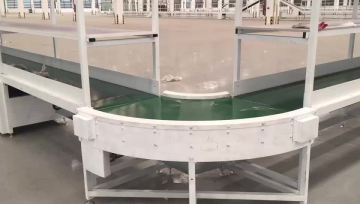 ポリ塩化ビニールのカーブベルトコンベヤーが付いている産業生産ライン