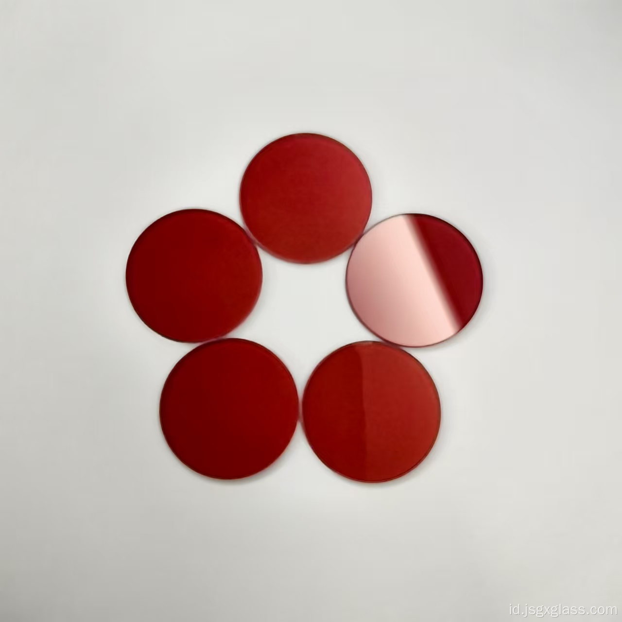 Kaca Filter Optik Merah Lintasan Panjang HB610