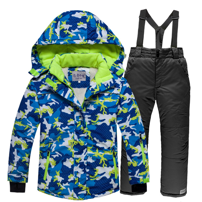 Childrens clothing Ski outfit 
