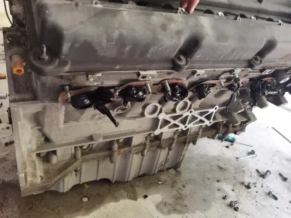 Original Used Engine Assembly for Aston Martin Rapide 6.0 Displacement