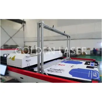 Flying Scan Sublimation Fabric Laser Cutting Machine