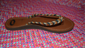 Ladies cotton fabric woven strap flip flop