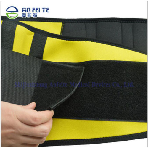 Waist support bracket for waist of body-building apparatus