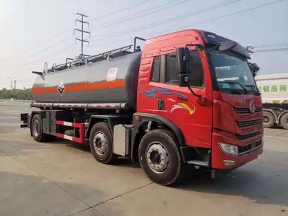 FAW Chemical tanker truck