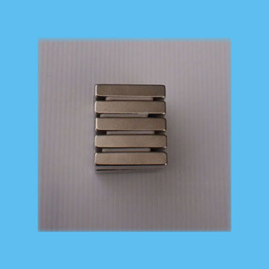 Block N35 Magnet (N35-N45)