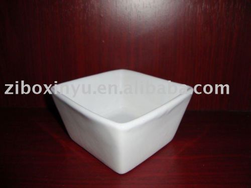 Ceramic square bowl