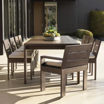 Hotel Patio Furniture: Anti-Corrosion Metal Set Aluminum Dining Chairs and Tables for Garden