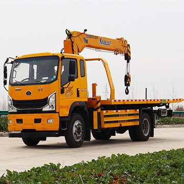 5-Ton Crane Flatbed Tow Truck by Sinotruk