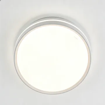 Wide angle LED ceiling lighting