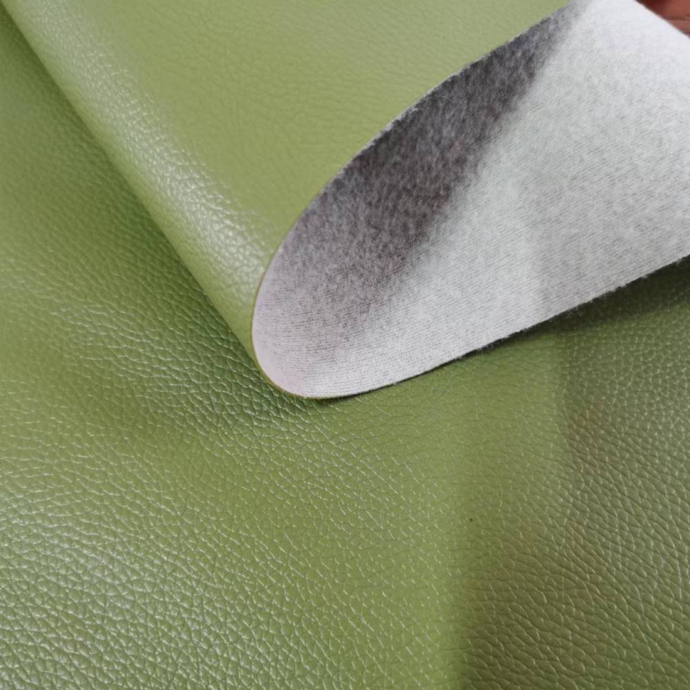 Materiale in pelle sintetica per cuscino e borsa
