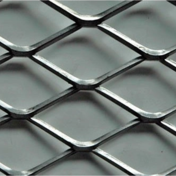 pvc coated expanded wire mesh/galvanzied expanded mesh