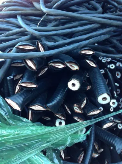 easiest way to remove insulation from copper wire