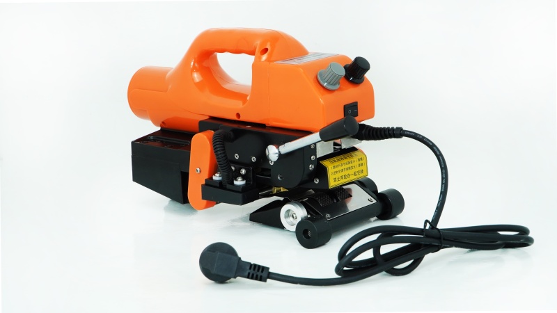 Professional Plastic Welder for Geomembrane Pond Liners: Efficient HDPE/LDPE/PVC/EVA/ECB/PP Welding Machine with Digital Display