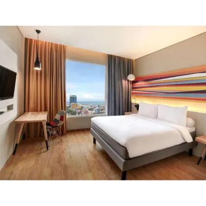 Economical Hotel Suite Furniture: Ibis by Accor - Cheap Hotel Suites Furniture