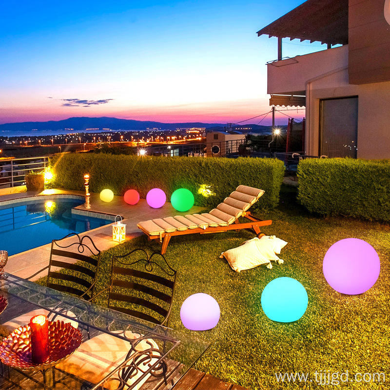 Solar Outdoor Ball Lights