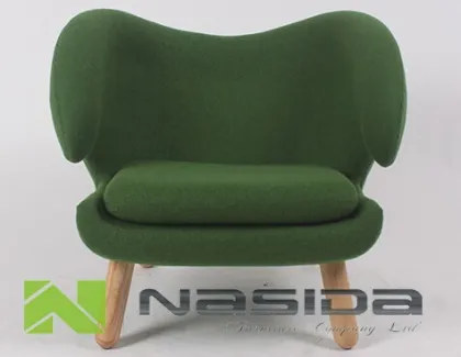 Replica Finn Juhl Pelikan Chair
