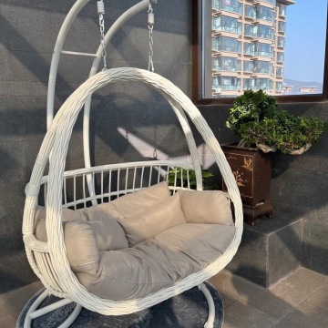 Vente chaude extérieure chaise swing suspendue - chaise de panier en rotin pour balcon et jardin