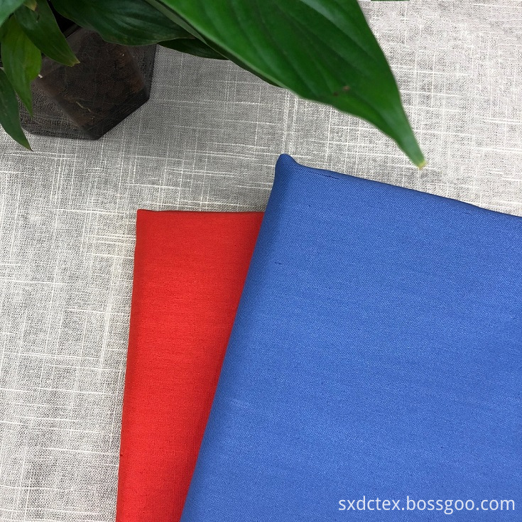 Wholesale Cotton Polyester Plain Dyed Garment Woven Fabrics