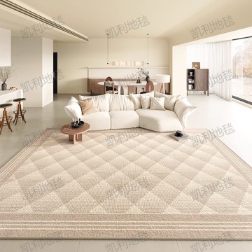 Простой кремовый бархатный ковер с водой