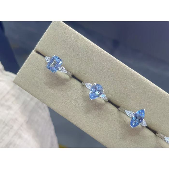 Fancy-Shape Blue Lab Diamond Pear-Side Ring Series