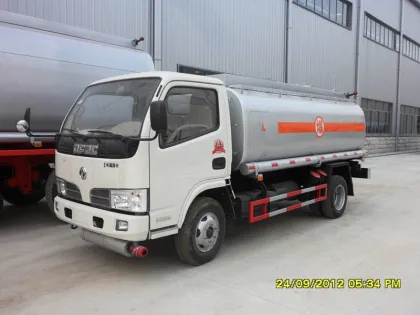 Dongfeng Transporting oil Tanker Truck Gasoline Tank Truck