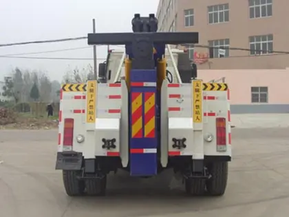 CLW GROUP TRUCK Wrecker Towing Truck