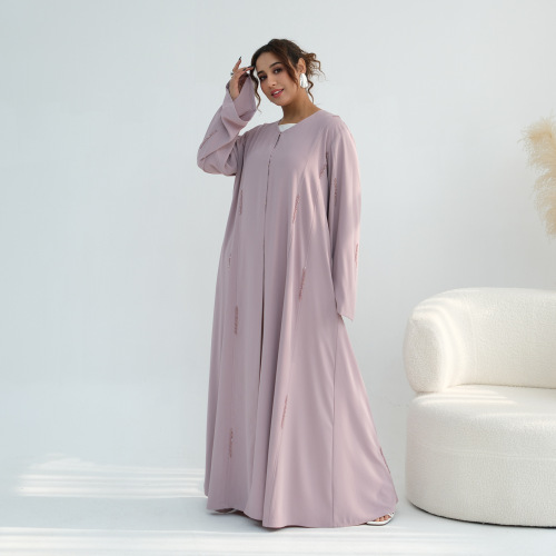 جزئیات گلدوزی زیبا کتانی منجوق دار دستی
