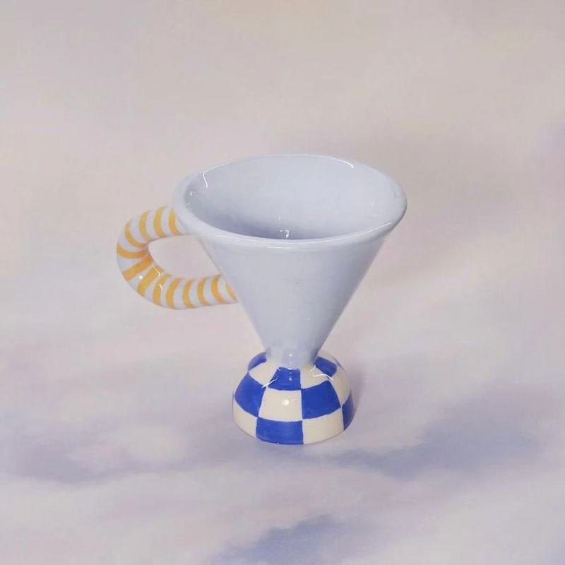 Creative Grid Pattern Mug - Fun and Quirky Coffee Cup